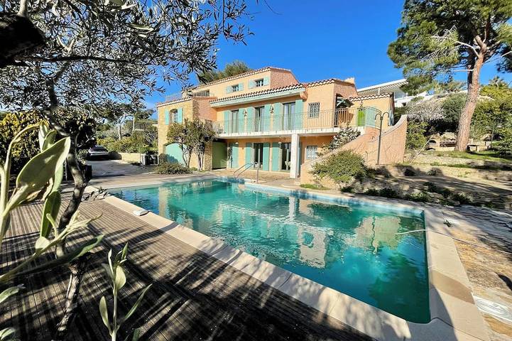 Location de vacances pour 6 personnes dans Calanque de Port d'Alon - 2