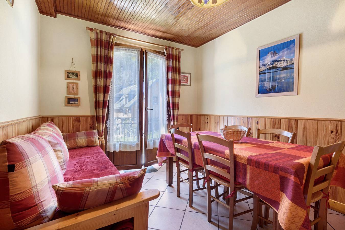 Gîte Coumély - Gavarnie-Gèdre: Alojamiento funcional en el corazón de los Pirineos in Gèdre, Parque nacional de los Pirineos