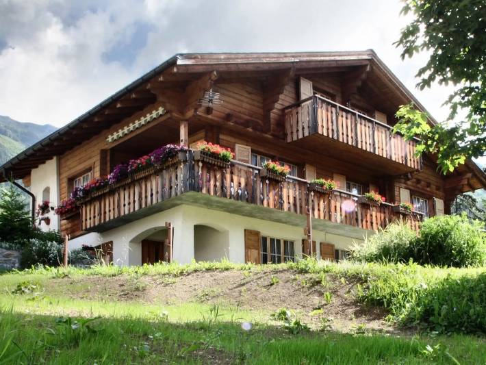 Ganze Wohnung, 3 Zimmer 5 Personen in Sedrun, Tujetsch
