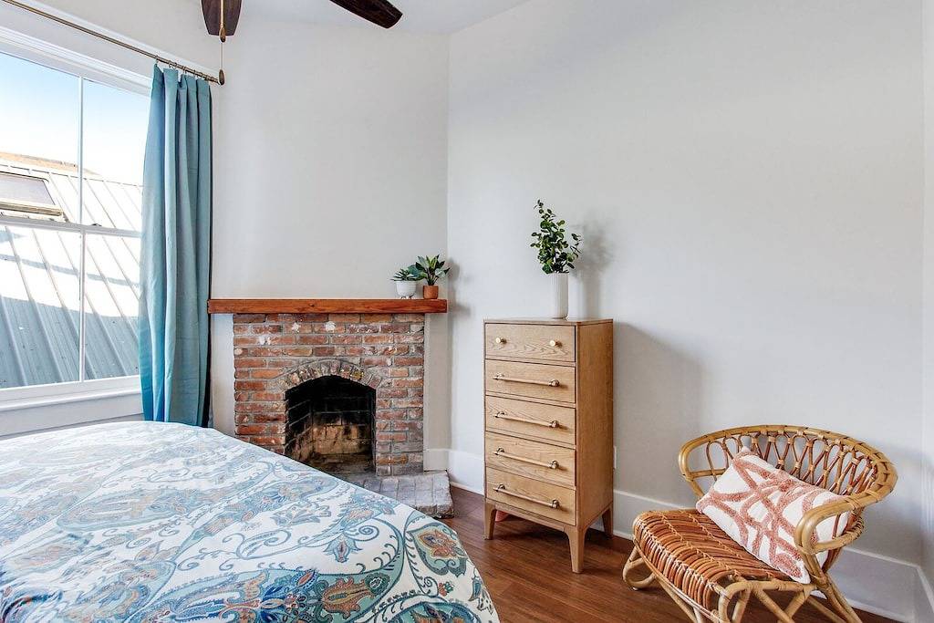 Ganze Wohnung, High Style, Awesome Location! 117D by Forsyth Park in Savannah, Chatham County