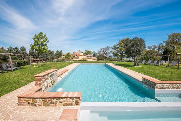 Appartamento intero, Chalet "Cigno" con piscina condivisa e Wi-Fi in Trequanda, Siena e dintorni