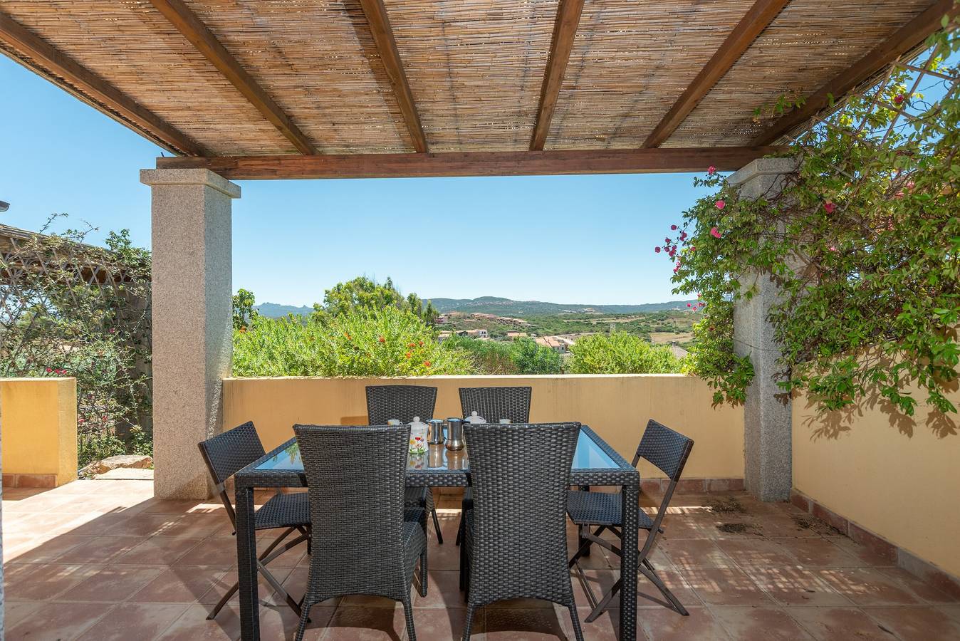 Pet-Friendly Villa Circe with Wi-Fi, Garden & Terrace in Lu Caloni, Santa Teresa Gallura (Municipality)
