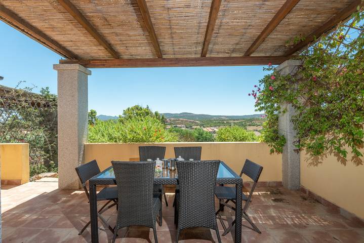 Villa per 5 persone, con giardino, con animali domestici a Santa Teresa Gallura