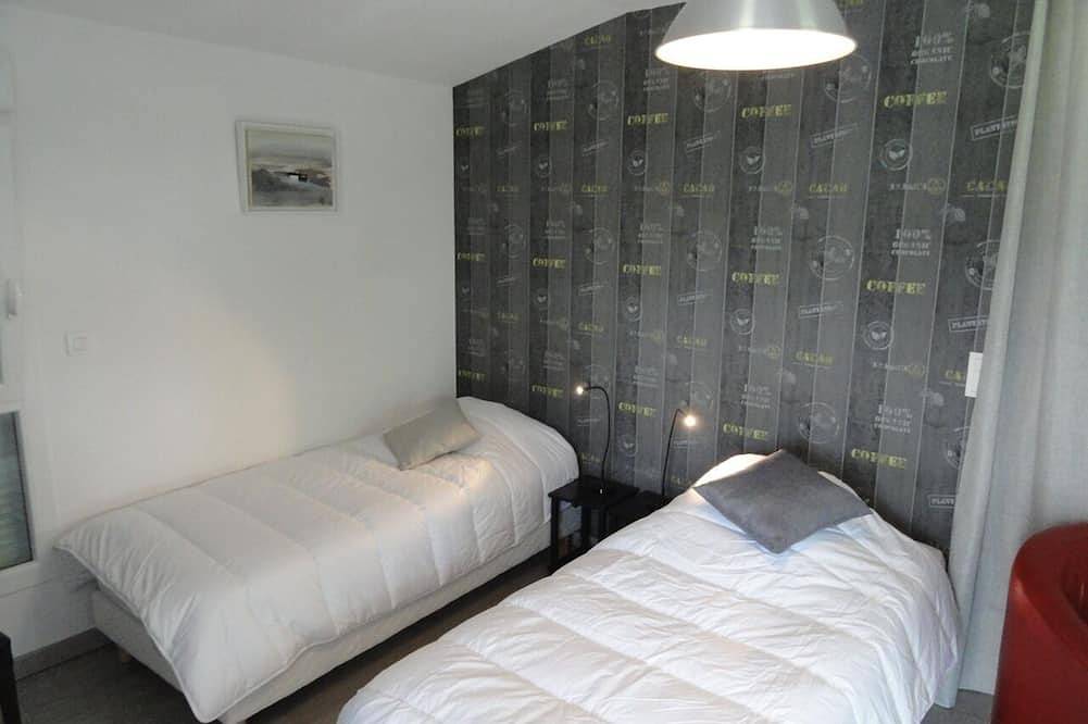 Appartement entier, Au Cadran Solaire, Le Zenith : Studio dans environnement calme et boisé in Nantes, Région de Nantes