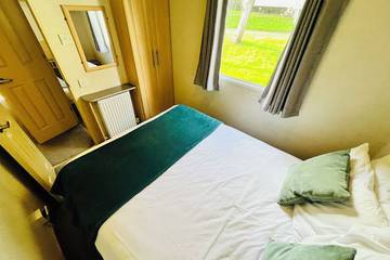 Static Caravan for 6 People in Shanklin, Isle of Wight, Photo 3