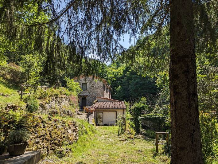 Location de vacances pour 12 personnes, avec terrasse et jardin à Loro Ciuffenna - 3