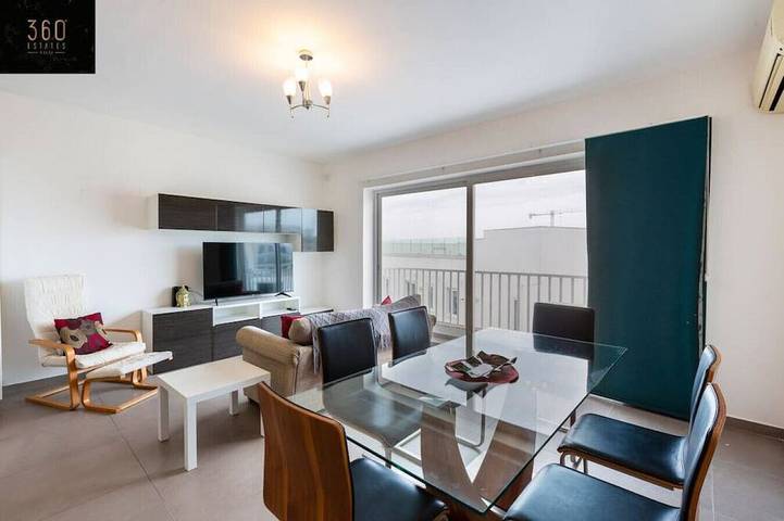 Apartment for 5 people, with balcony in San Giljan