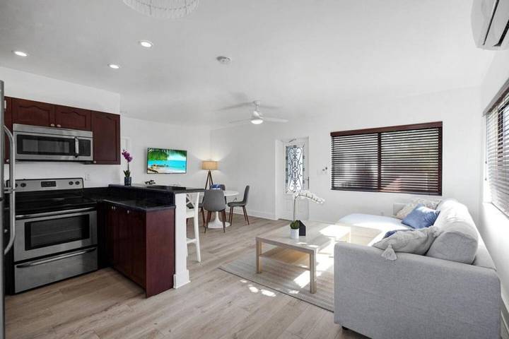 Apartamento de vacaciones para 6 personas, con balcón además de piscina y jardín, Se admiten mascotas - 1
