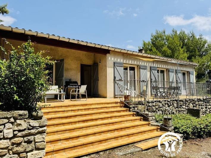 Gîte pour 6 personnes, avec jardin