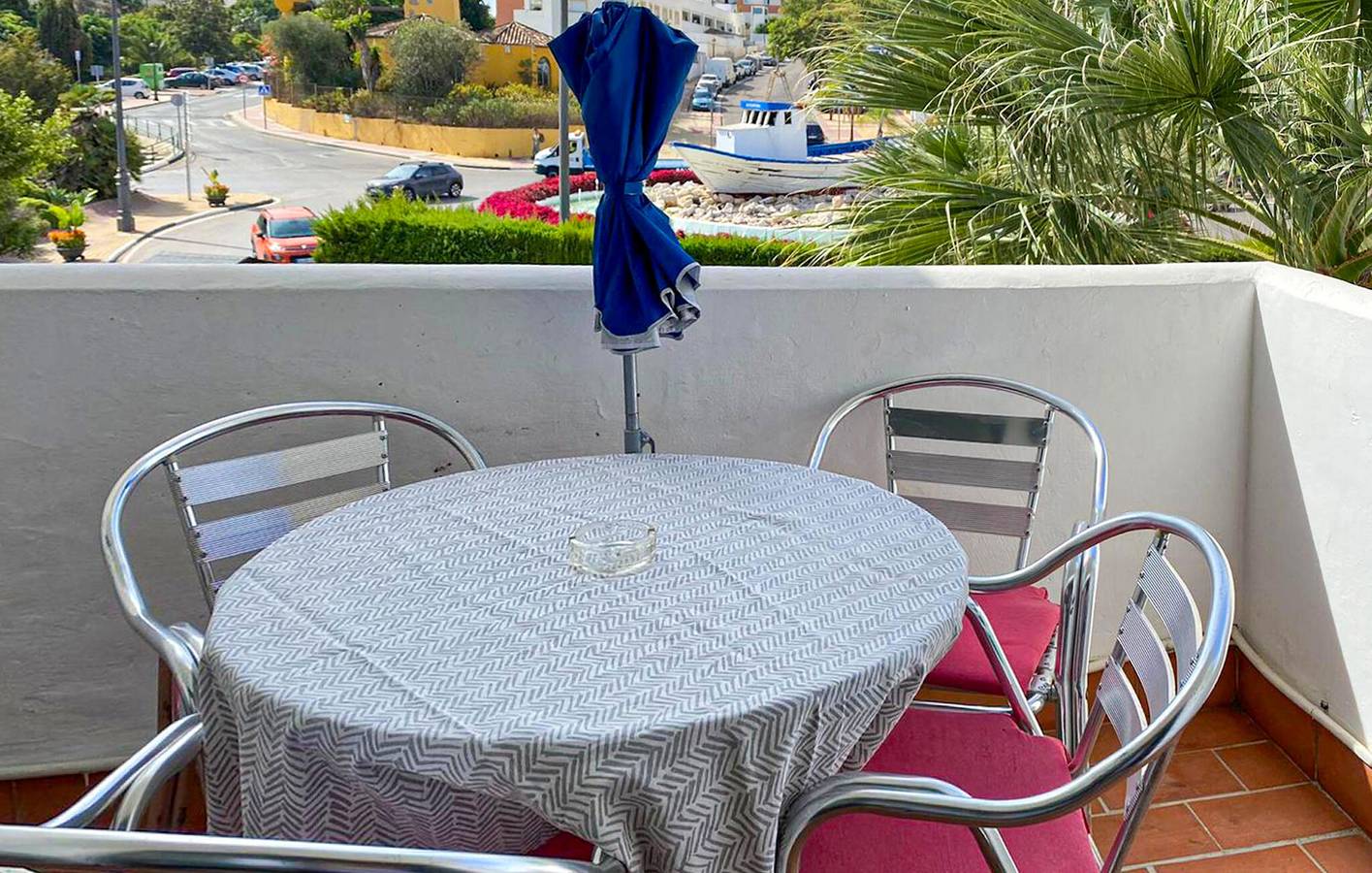 Appartamento intero, Appartamento vista mare con piscina e parcheggio in Puerto Deportivo de Estepona, Estepona