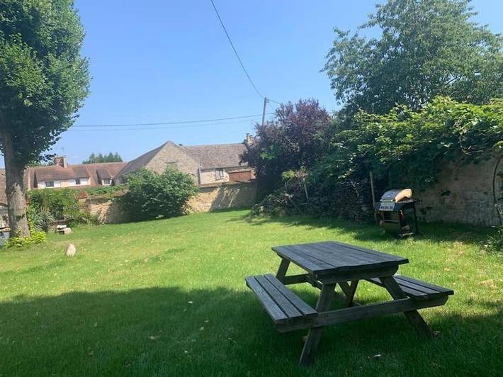 Gîte pour 6 personnes, avec jardin et vue, animaux acceptés à Chailly-en-Bière - 4