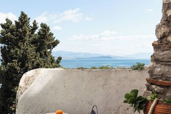Appartement entier, Camera matrimoniale con terrazza e vista mare in Gaeta, Province de Latina