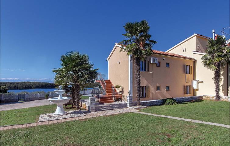 Ferienwohnung für 2 Personen, mit Terrasse in Kroatien - 2