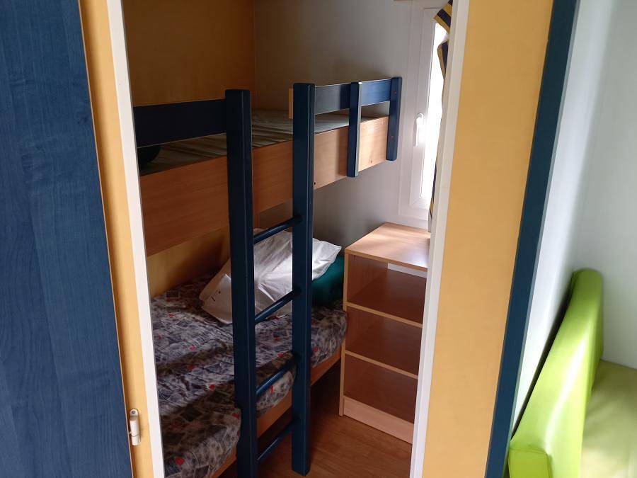 Camping de l'Arquebuse - Mobile home 4 persons - Without sanitary facilities in Athée, Dijon region
