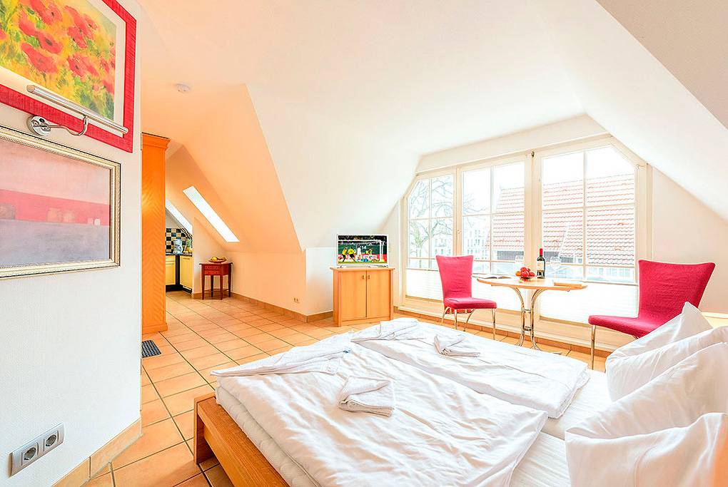 Entire holiday apartment, Holiday apartment for 2 people with balcony in Ostseebad Binz, Binz