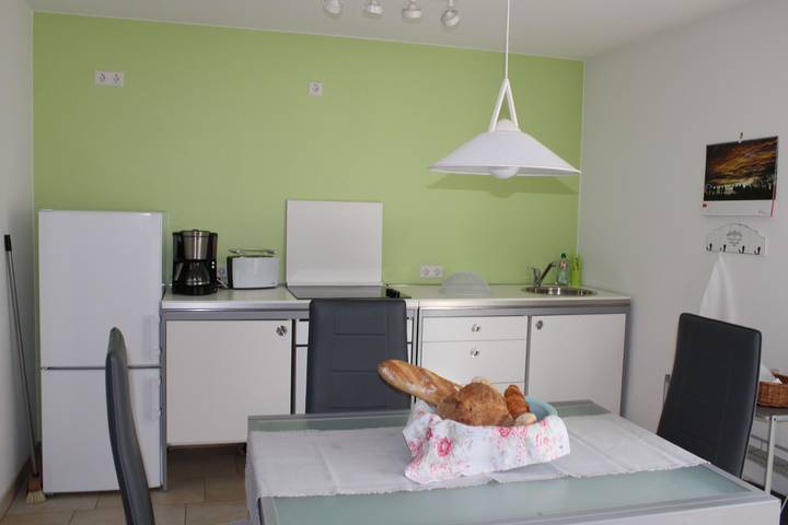 Ganze Ferienwohnung, Rosi’s Steinbergblick - Ferienwohnung 60qm, 1 Schlafzimmer für 1-3 Personen in Durbach, Mittlerer Schwarzwald