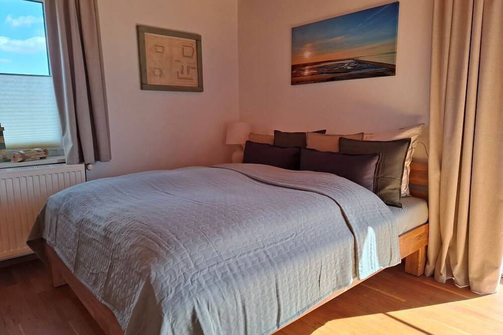 Ganze Wohnung, Wald und Waterkant - Gemütliche Ferienwohnung in Holtgast, Landkreis Wittmund