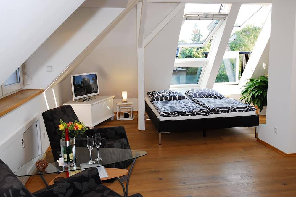 Ganze Wohnung, So Individuell Wie Unsere Gäste. in Laubegast, Dresden