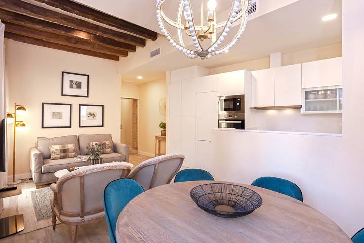 Ferienwohnung für 6 Personen, mit Balkon in Sevilla - 3
