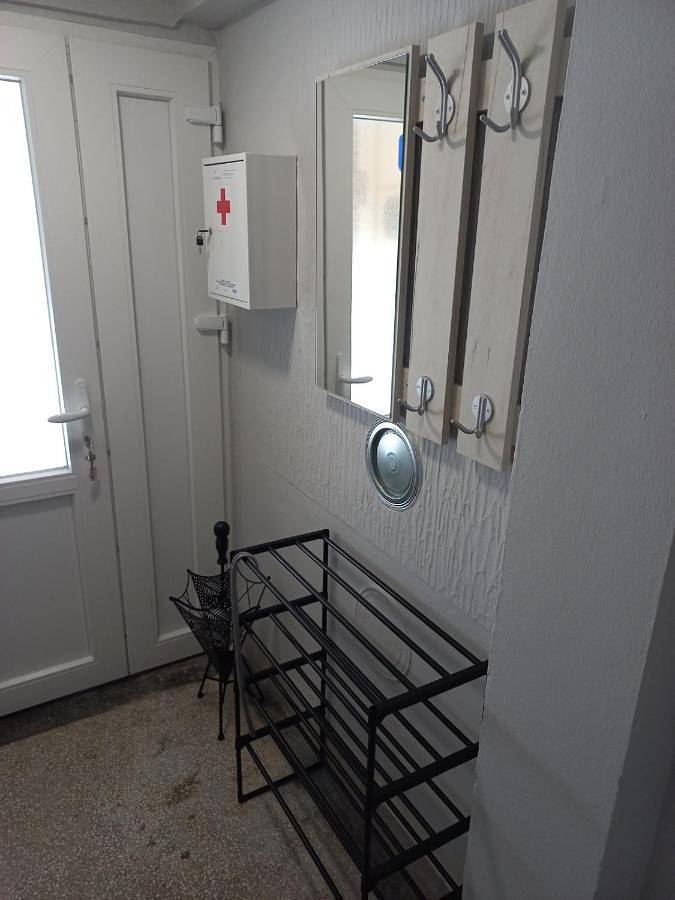 Gîte pour 4 personnes, avec terrasse et vue dans Kursumlija - 3