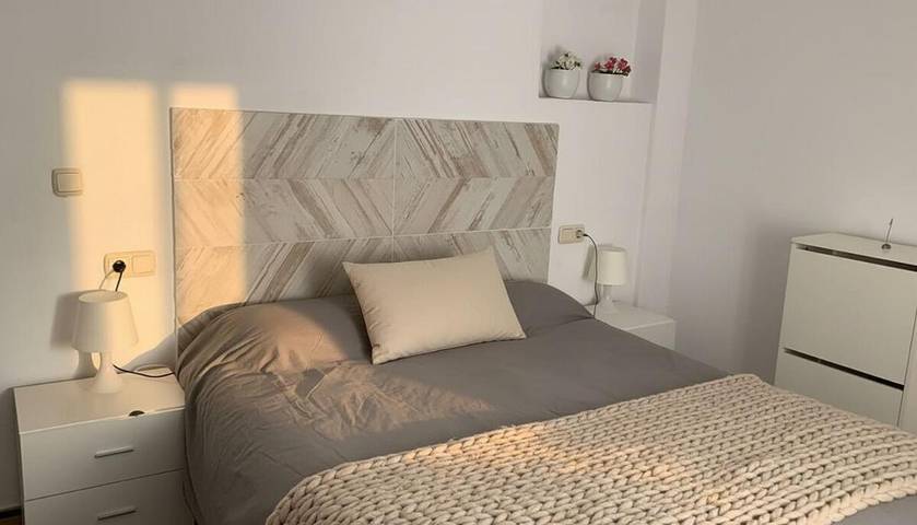 Casa rural para 6 personas, con piscina además de terraza y vistas, Se admiten mascotas en Biar - 3