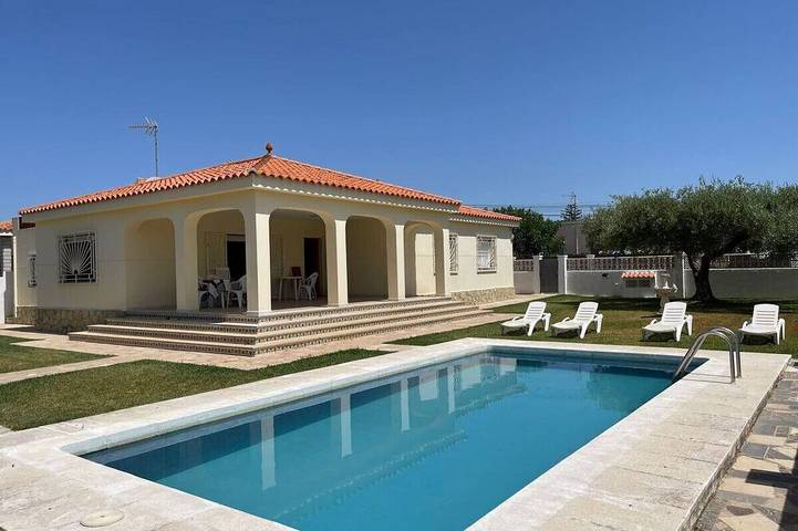 Chalet para 6 personas, con jardín en Vinaroz