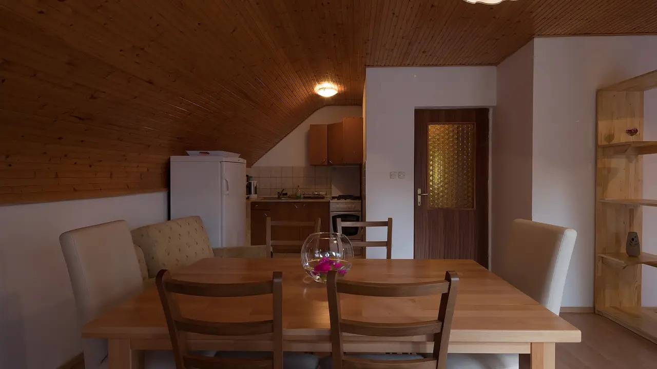 Ganze Ferienwohnung, Ferienwohnung für 6 Personen (58 m²) in Smoljanac in Smoljanac, Lika-Senj