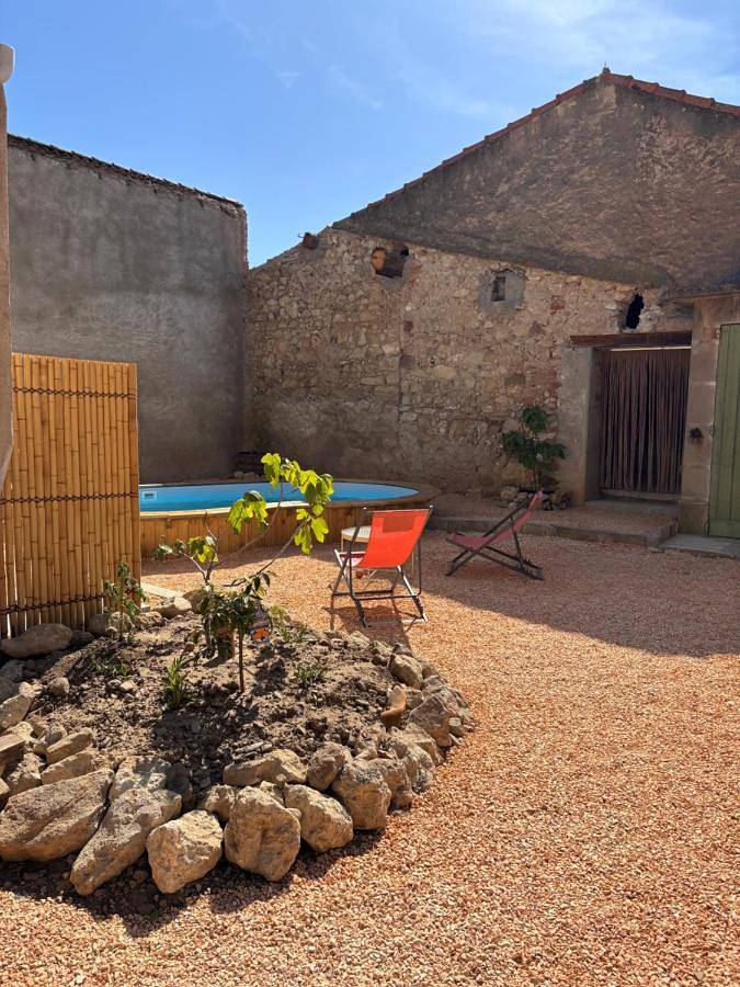 Chambre d’hôte pour 2 personnes, avec piscine ainsi que vue et jardin à Sallèles-d'Aude - 3