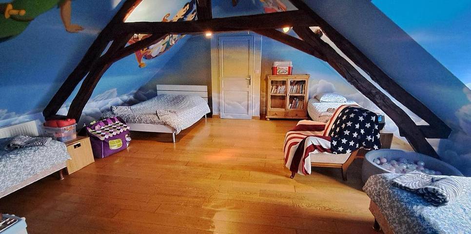 Location de vacances pour 25 personnes, avec sauna et piscine ainsi que jacuzzi et terrasse à Saint-Georges-sur-Baulche - 2