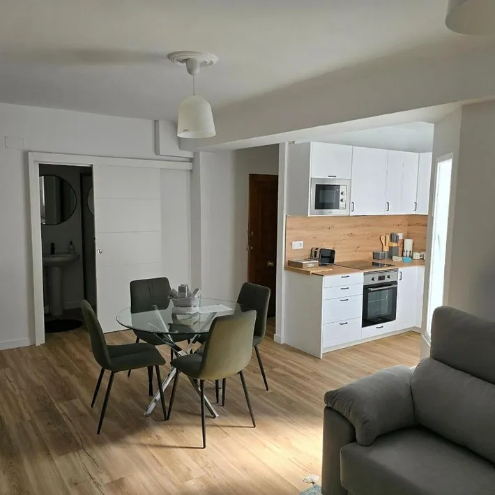 Apartamento de vacaciones para 4 personas, con terraza y vistas - 1