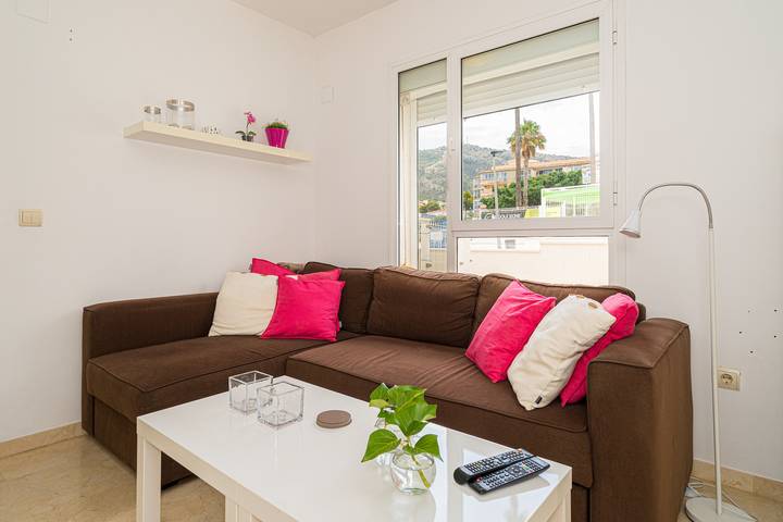 Gîte pour 6 personnes, avec jardin ainsi que bassin pour enfant et jacuzzi à L'Alfàs del Pi - 4