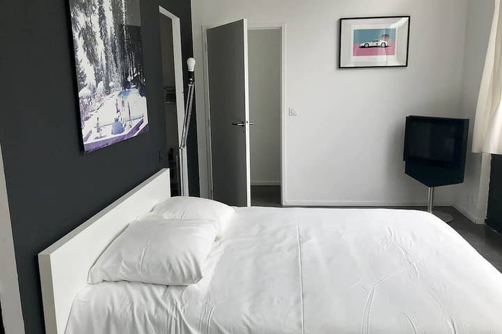 Location de vacances pour 8 personnes, avec terrasse et jardin, animaux acceptés à Camblanes-et-Meynac - 3