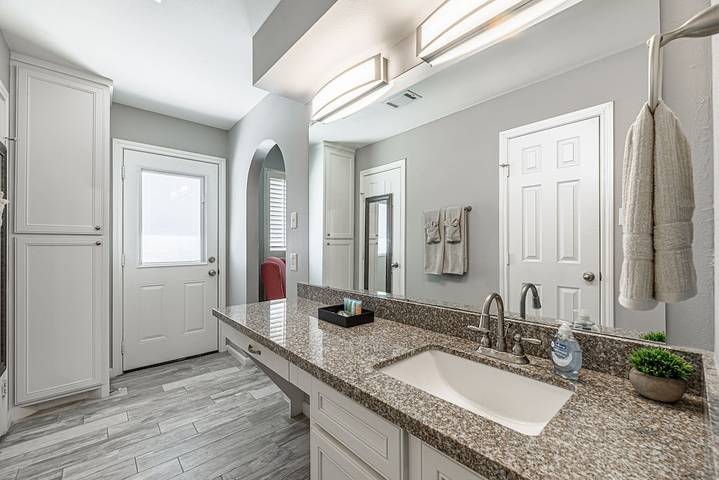 Vacation rental for 10 people, with terrace in North Houston