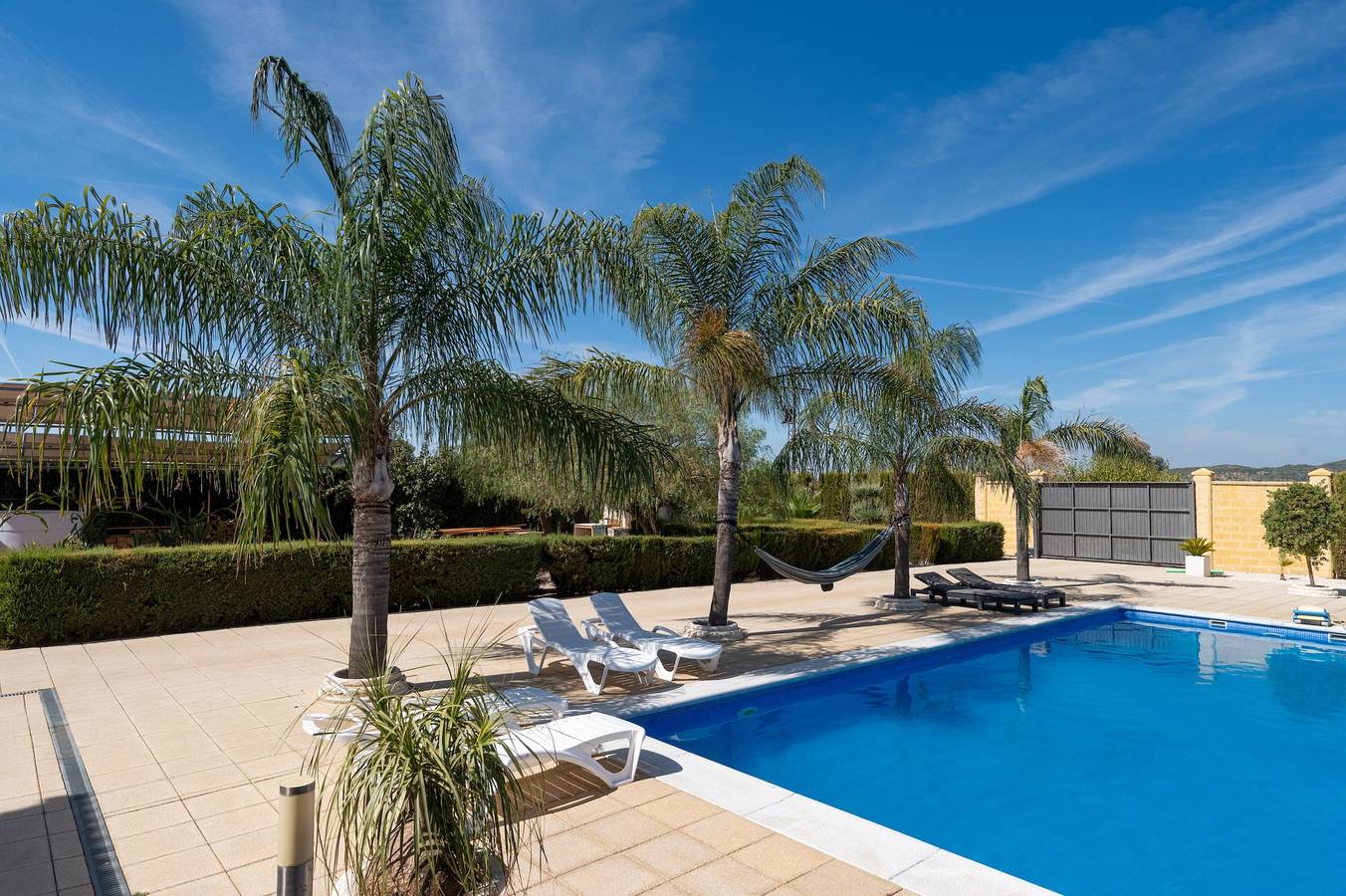 Feriehus for 8 personer med balkong in Lora del Río, Provinsen Sevilla