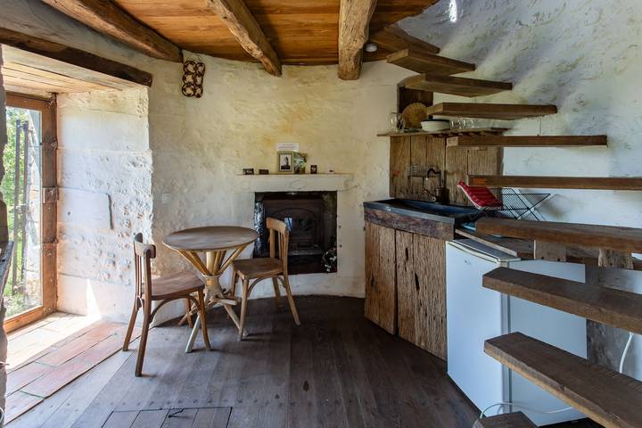Cottage "Le Moulin De La Garenne" with Private Garden in Vibrac, Jonzac region