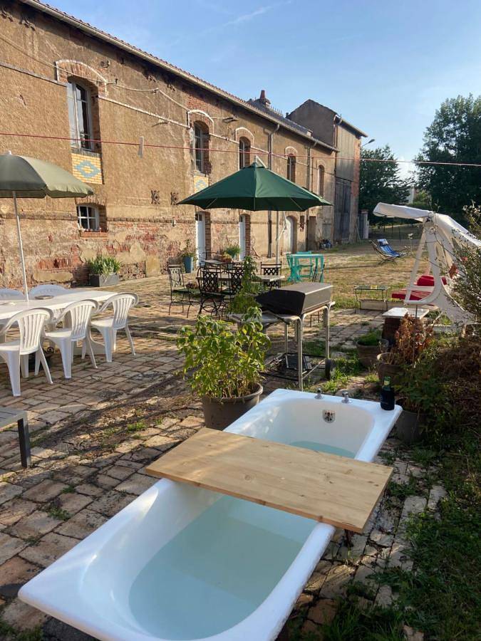 Appartement entier, Le relais Perrusson, Bed and breakfast et camping à la tuilerie in Écuisses, Région de Chalon-sur-Saône