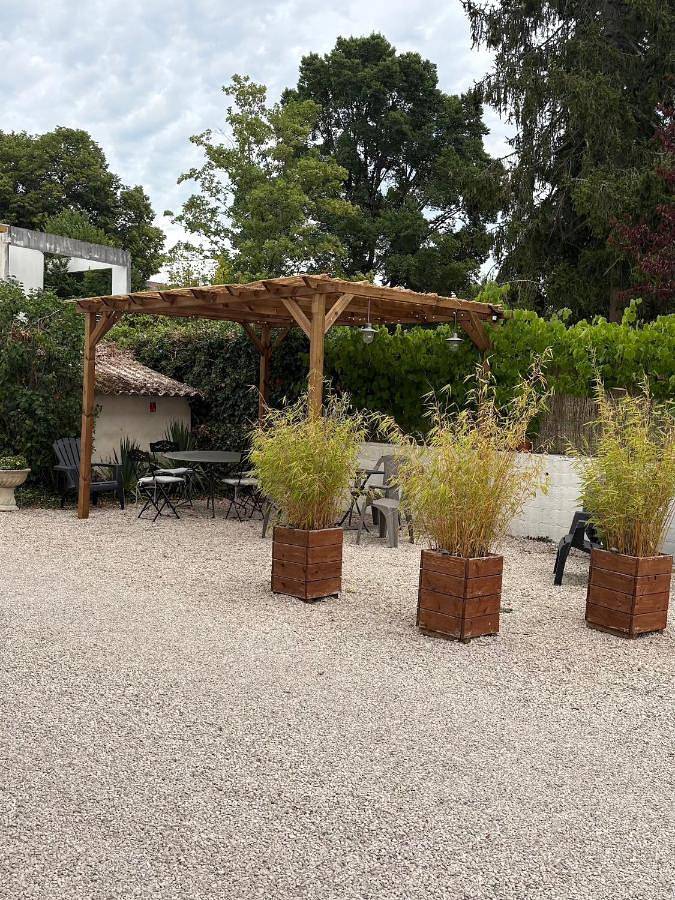 Gîte pour 4 personnes, avec Terrasse à Lons-le-Saunier - 3