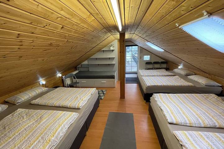 Ferienwohnung für 12 Personen, mit Pool und Garten in Hallenberg - 4