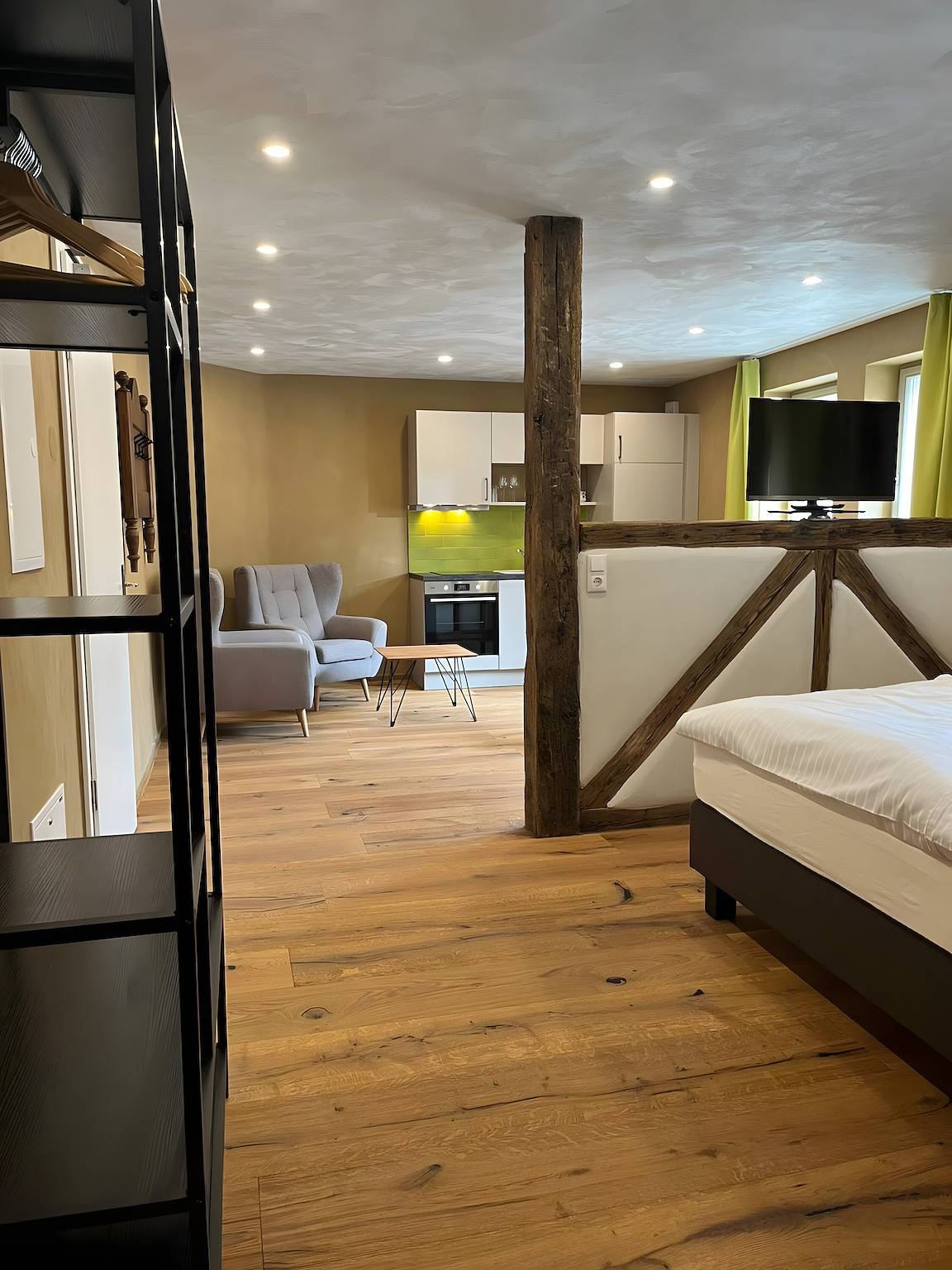 Ganzes Studio, Studio-Apartment 'Bio Bausewein - 1' mit Wlan in Iphofen, Fränkisches Weinland