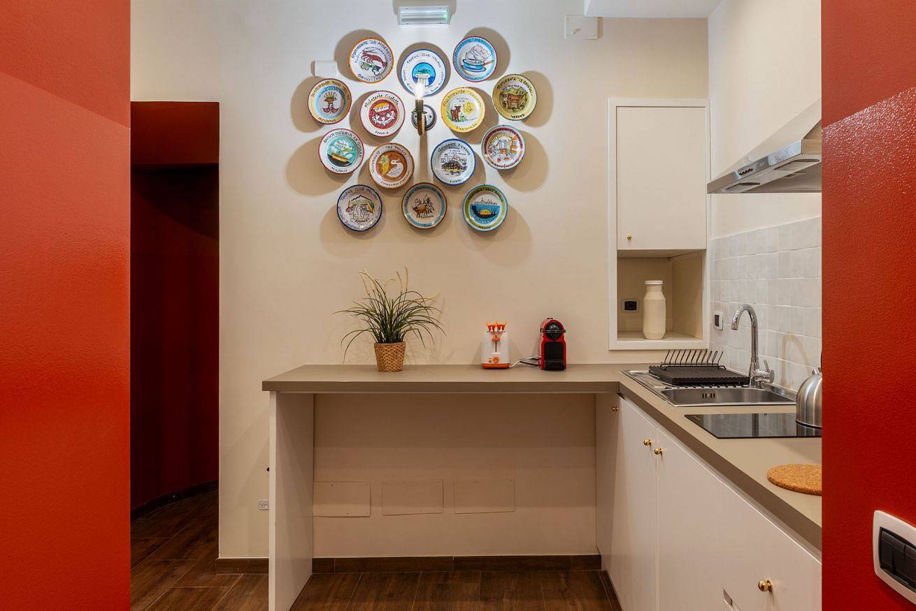 Appartamento intero, Sallustiano Guest House Camera Viola! in Roma, Provincia di Roma