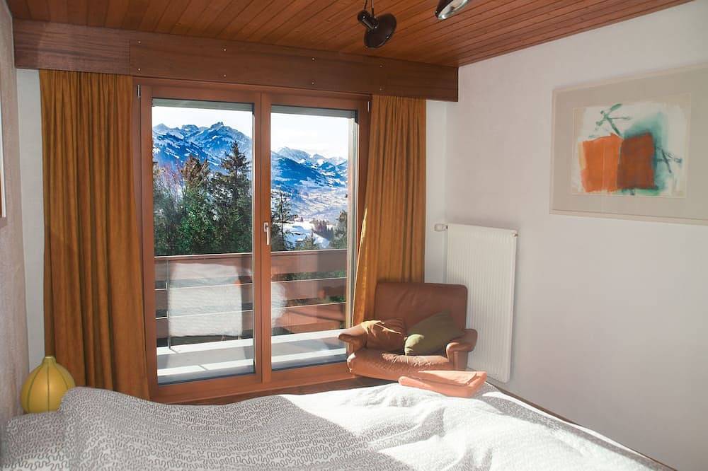 Luxuriöses Chalet mit atemberaubender Aussicht auf das Berner Oberland in Aeschiried, Aeschi bei Spiez