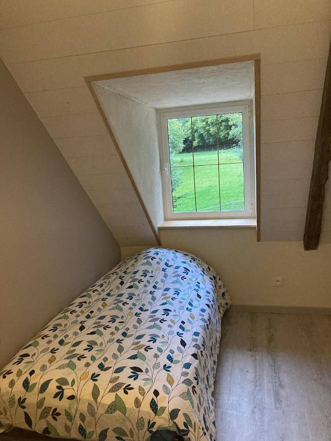 Location de vacances pour 4 personnes, avec jardin et vue à Plounévez-Moëdec - 2