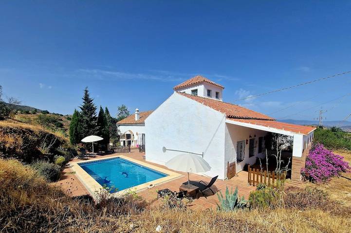 Chalet para 8 personas, con piscina - 1