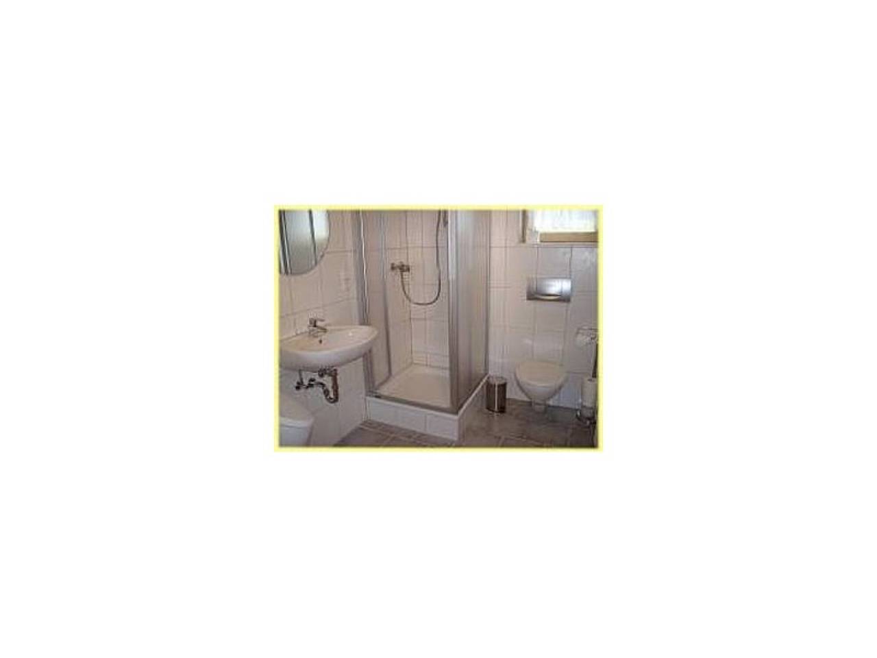 Ganze Wohnung, Ferienwohnung Flößerhannes, 75qm" mit privater Terrasse, Gemeinschaftsgarten und Wlan in Wolfach, Mittlerer Schwarzwald