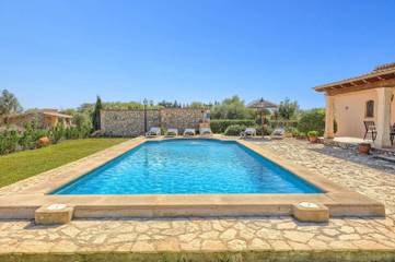 Villa in Pollença, Serra de Tramuntana für 6 