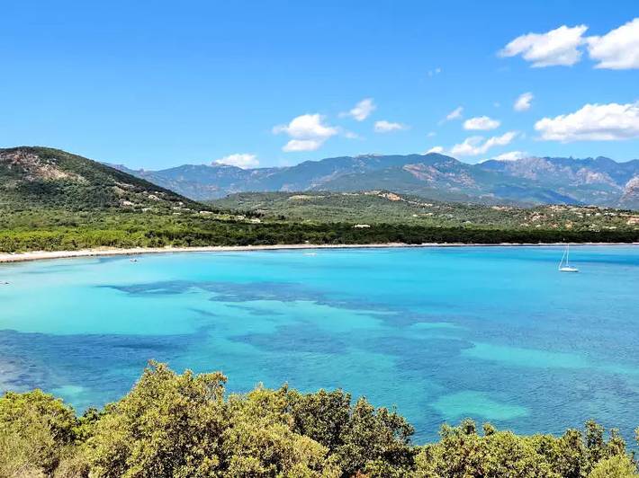 Location de vacances pour 6 personnes, avec jardin dans Plage De L Ovu Santu - 3