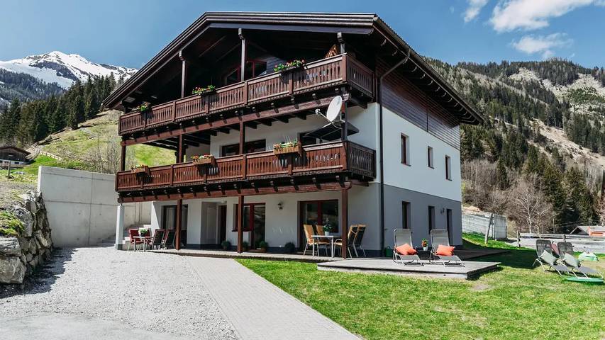 Hütte für 7 Personen, mit Garten im Salzburger Land