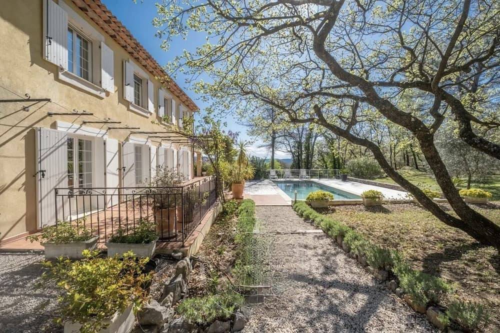 Villa pour 6 Personnes dans Fayence, Région de Draguignan