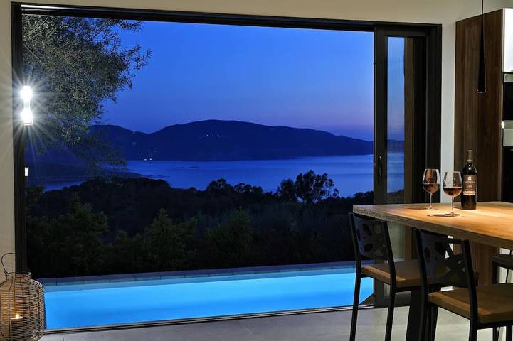 Villa für 6 Personen, mit Garten und Balkon - 1