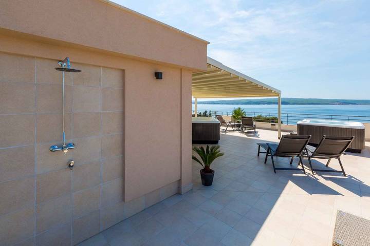 Ganzes Studio, Studio mit Meerblick in Plaža Pazdehova-Lanterna, Dramalj